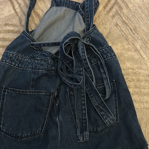 overalls - Picture 2 of 3